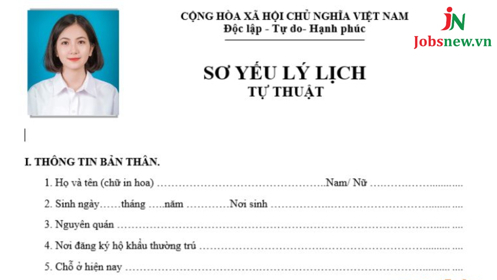 Ảnh thẻ thường được dùng để gắn vào sơ yếu lý lịch