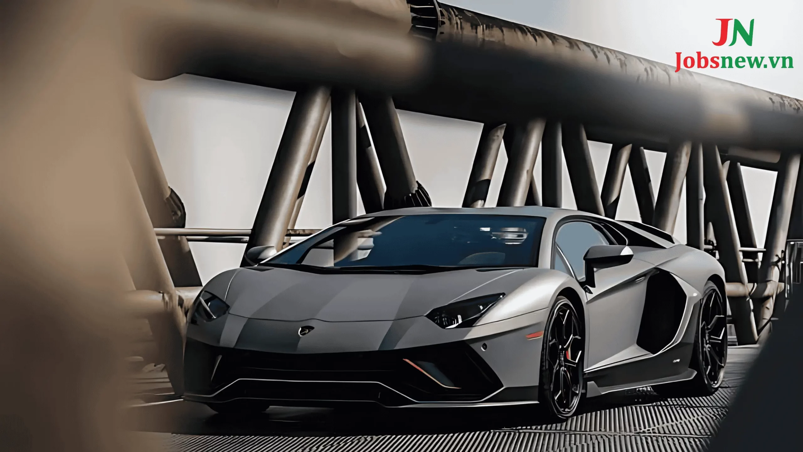 Lamborghini Aventador