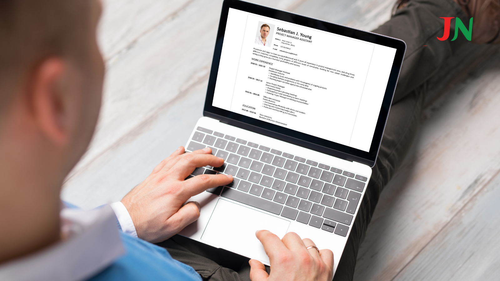 Hướng dẫn viết CV ngành Công nghệ thực phẩm: Yêu cầu và mẹo tối ưu ANH WEB TS HUTECH 2025 12 20T093539.717