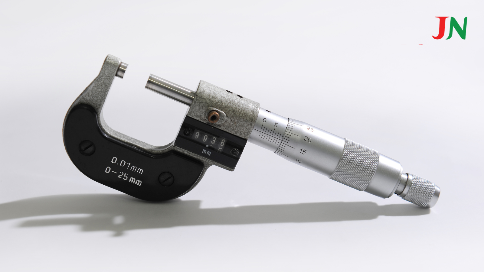 Panme là Dụng Cụ Cơ Khí: 7 Điều Kỹ Sư Cần Biết Để Nâng Tầm Độ Chính Xác Năm 2026 ANH WEB TS HUTECH 2026 02 27T140917.650