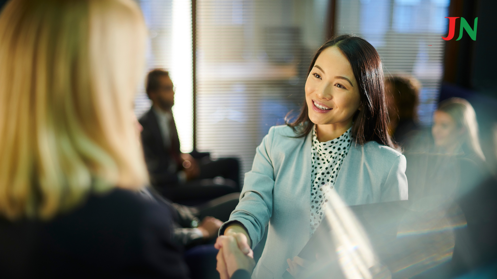 ANH WEB TS HUTECH 2026 04 02T153110.809