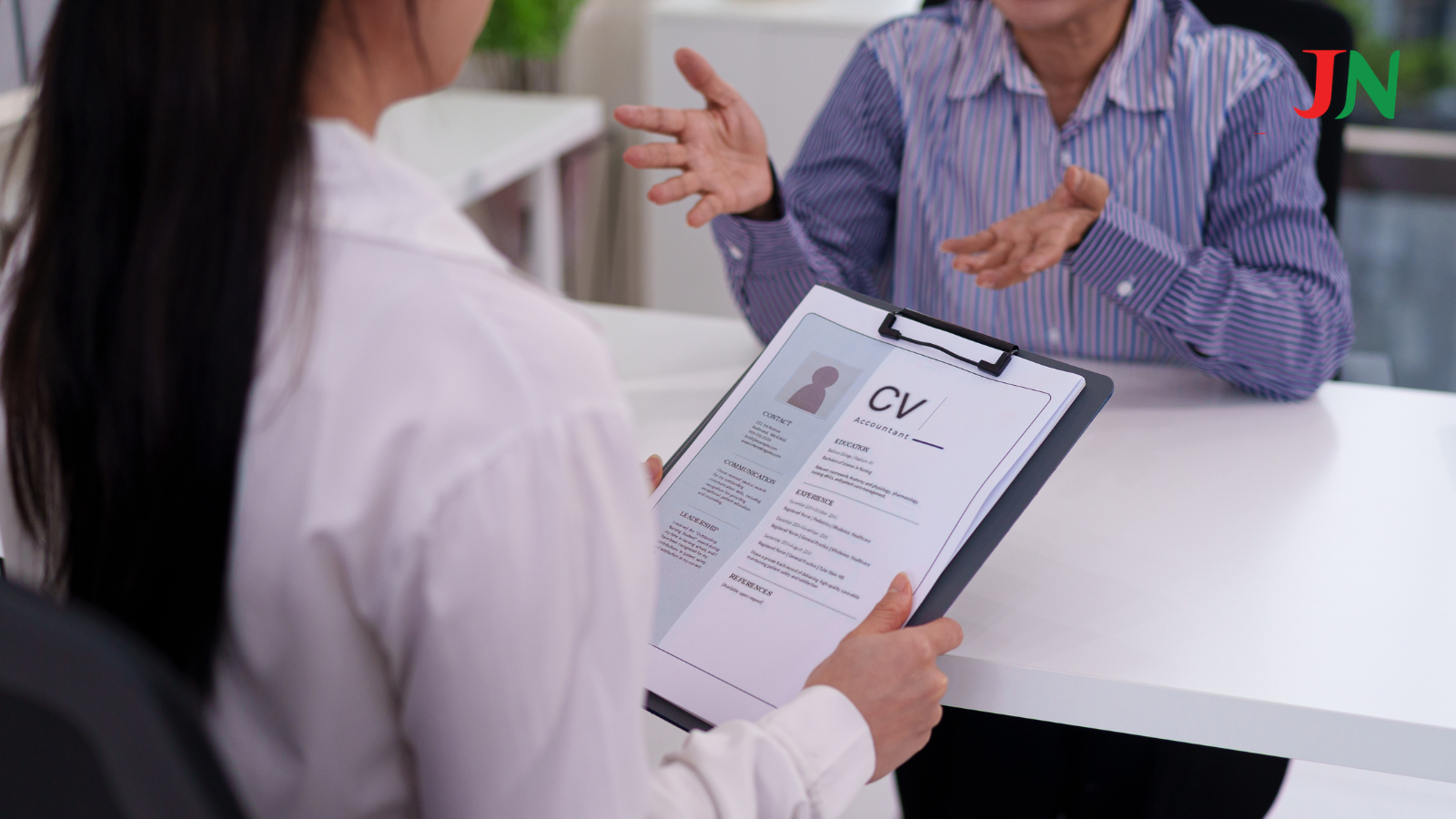 ANH WEB TS HUTECH 2026 04 02T164042.418