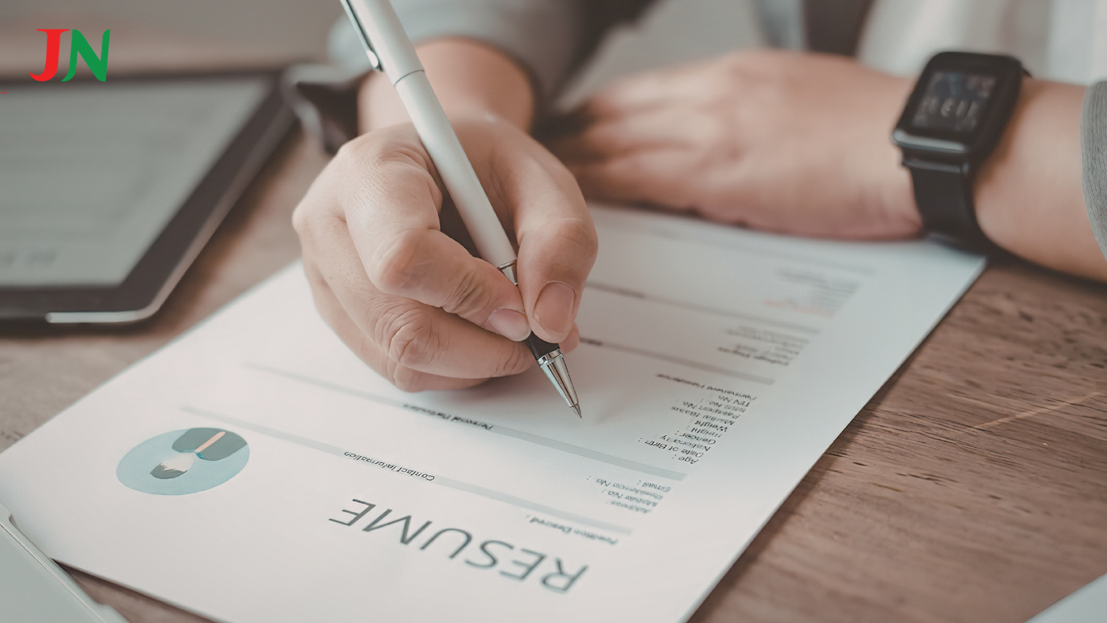 ANH WEB TS HUTECH 97